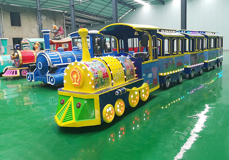 廣場小火車掙錢么？